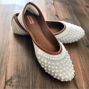 The Enache Green Women’s Slip‎ On Ballet Flat / Shoes White Pearl & Embroidered